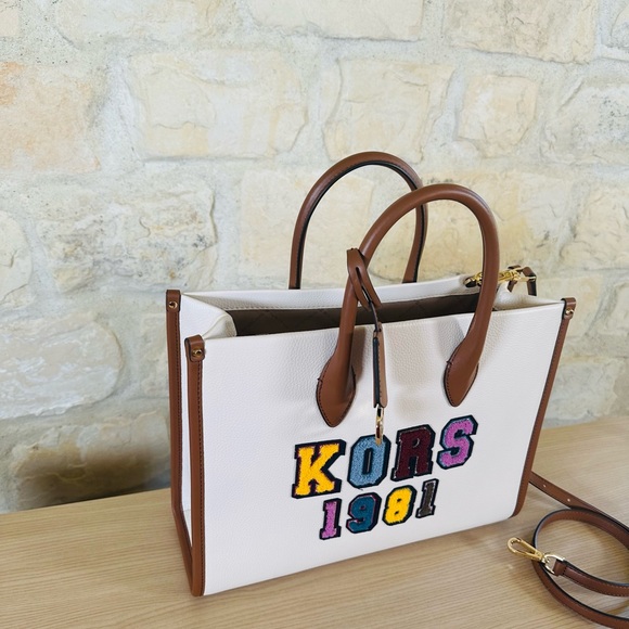 Michael Kors Mirella Medium Kors Logo handbag&wristlet NWT Authentic - Picture 5 of 14